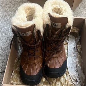 UGG Adirondack boots size 7